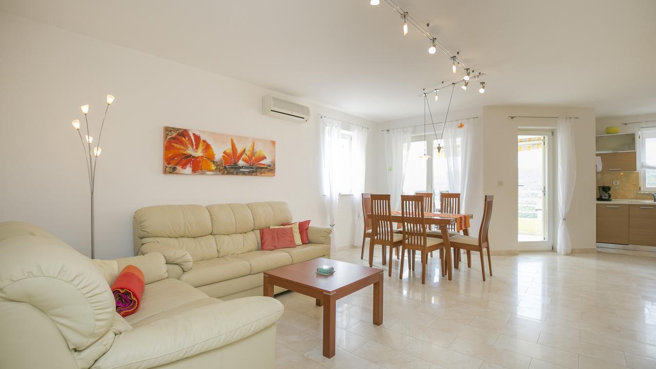 Apartment Jadranka Рабац Екстериор снимка